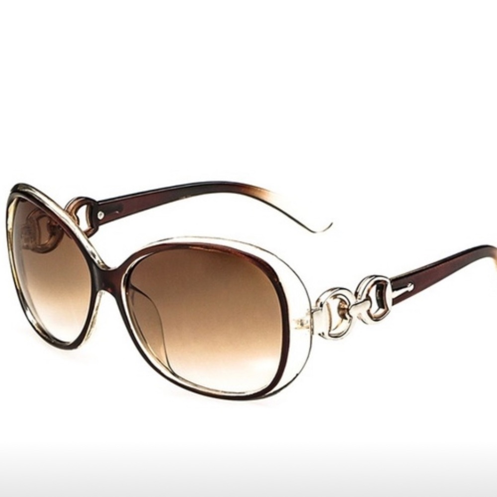 ✅ Women’s brown sunglasses